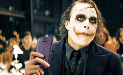 5 joker selfie